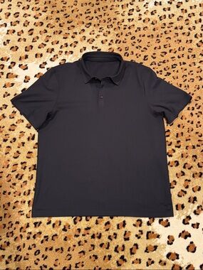 Lululemon men’s Black Polo Shirt